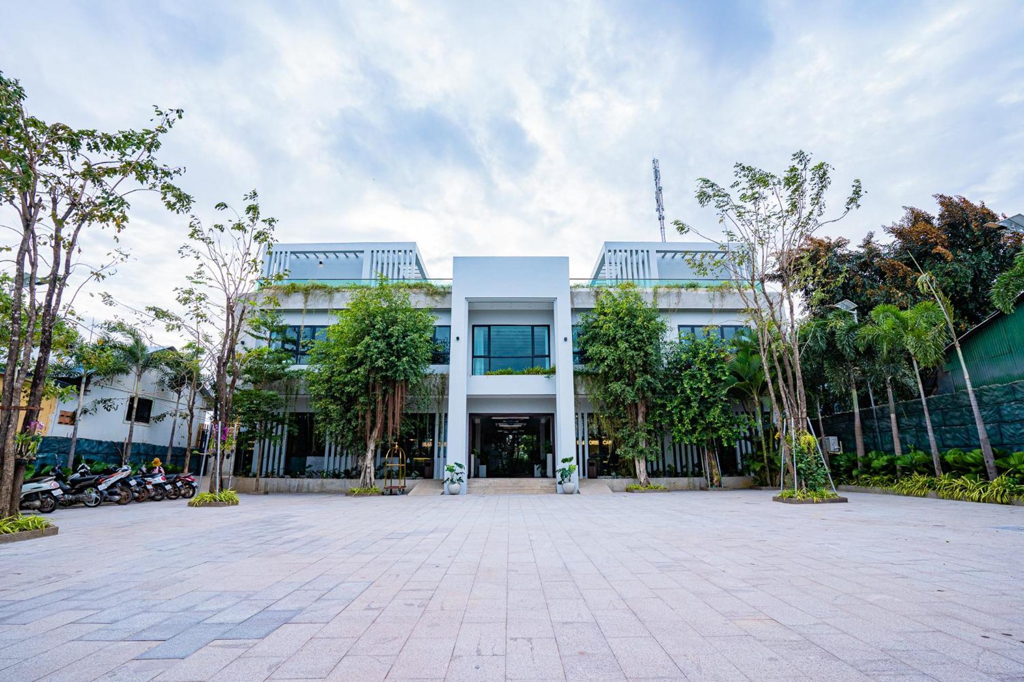 Rainforest Hotel By Nsun Kampot Exterior foto